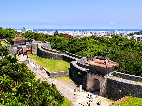 Giappone e Cina : Ishigaki, Keelung, Naha 